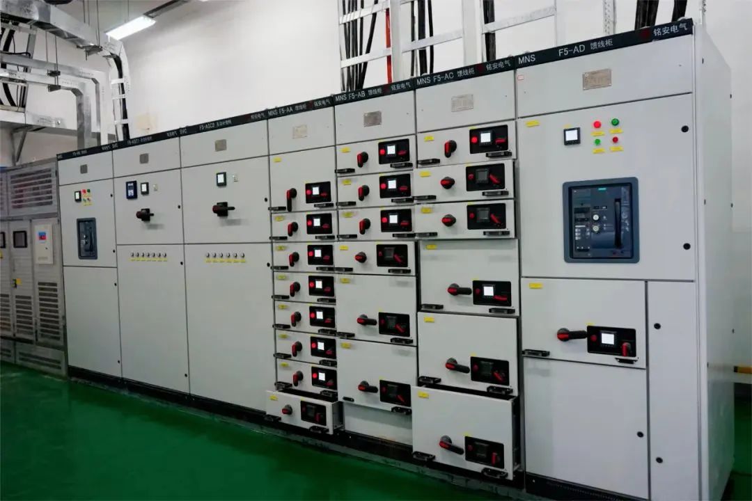 1747210257997741.jpg 640 (4).jpg